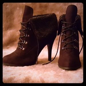 Kardashian Kollection - Black Heeled Boot - 10